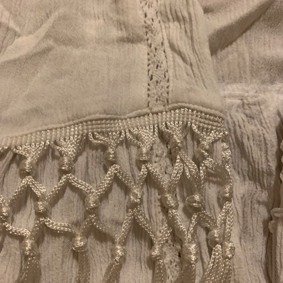 Boho Lace & Fringe Cover Up - Picture 3 of 4